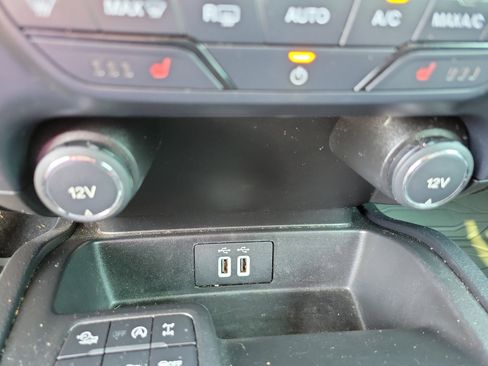 Used 2021 Ford Ranger Lariat w/ Tremor Off-Road Package image 25