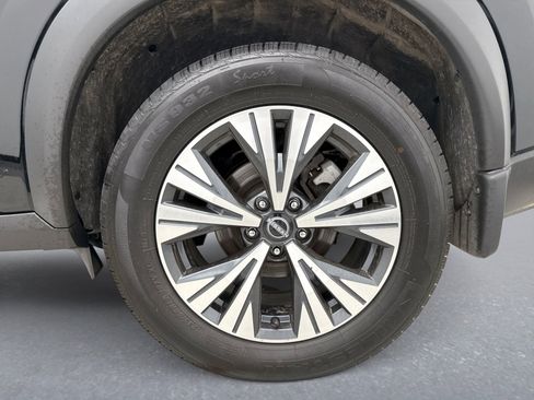 Used 2023 Nissan Rogue SV AWD/4WD image 12