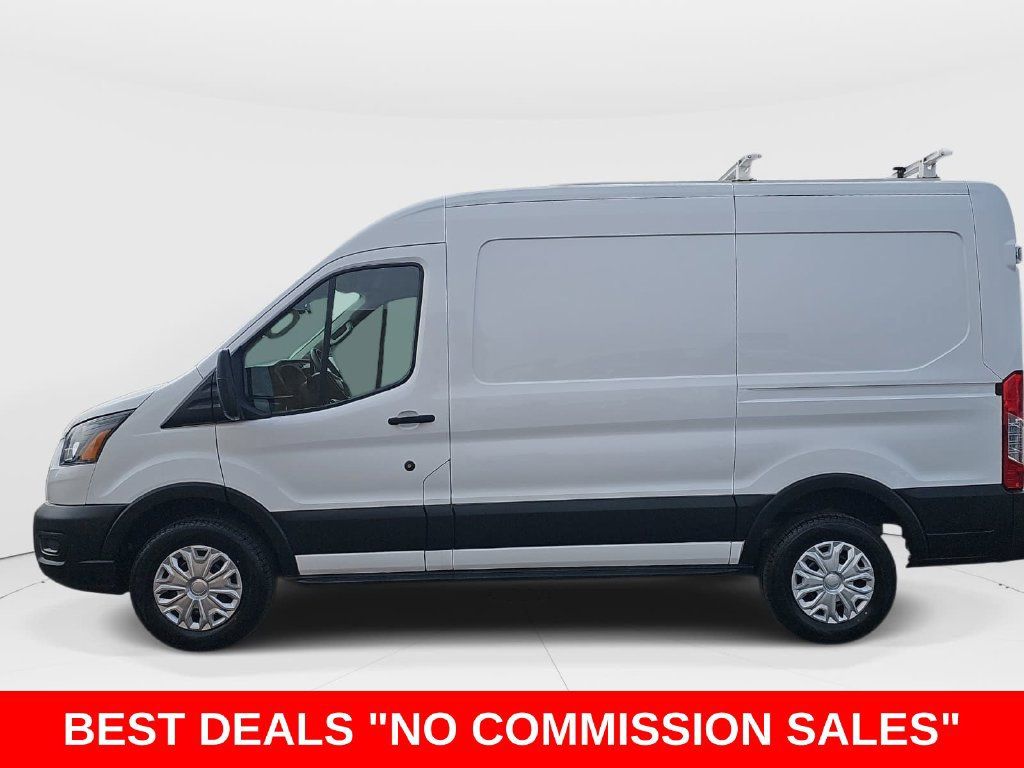 Used 2022 Ford E-Transit Medium Roof RWD image 6