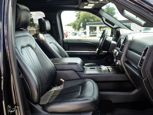 Used 2020 Ford Expedition Limited RWD image 19