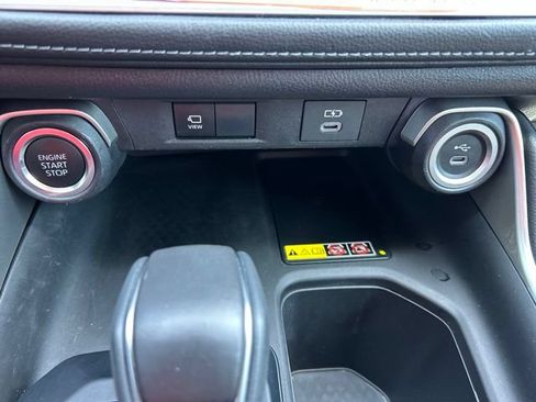 Used 2025 Toyota Grand Highlander FWD image 22