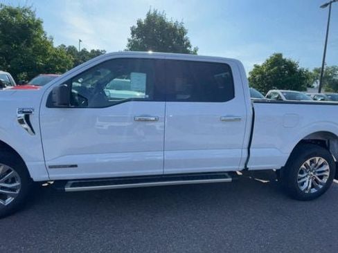 New 2026 Ford F150 XLT w/ XLT Chrome Appearance Package AWD/4WD image 5