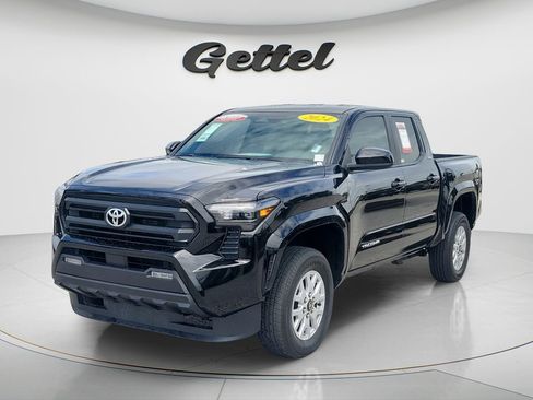Certified 2024 Toyota Tacoma SR5 AWD/4WD image 1