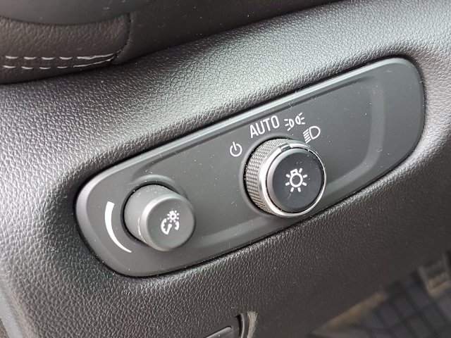 Used 2023 Chevrolet Blazer LT AWD/4WD image 8