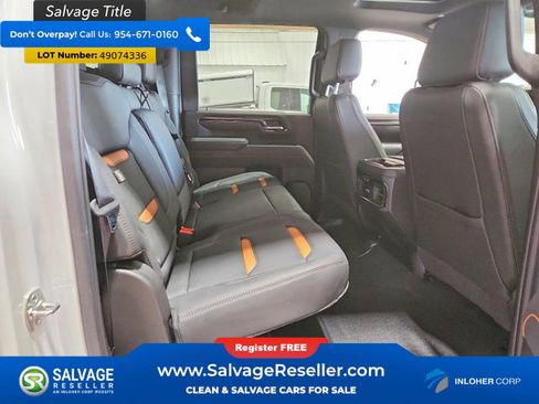 Used 2025 GMC Sierra 2500 AT4 w/ AT4 Premium Plus Package image 13