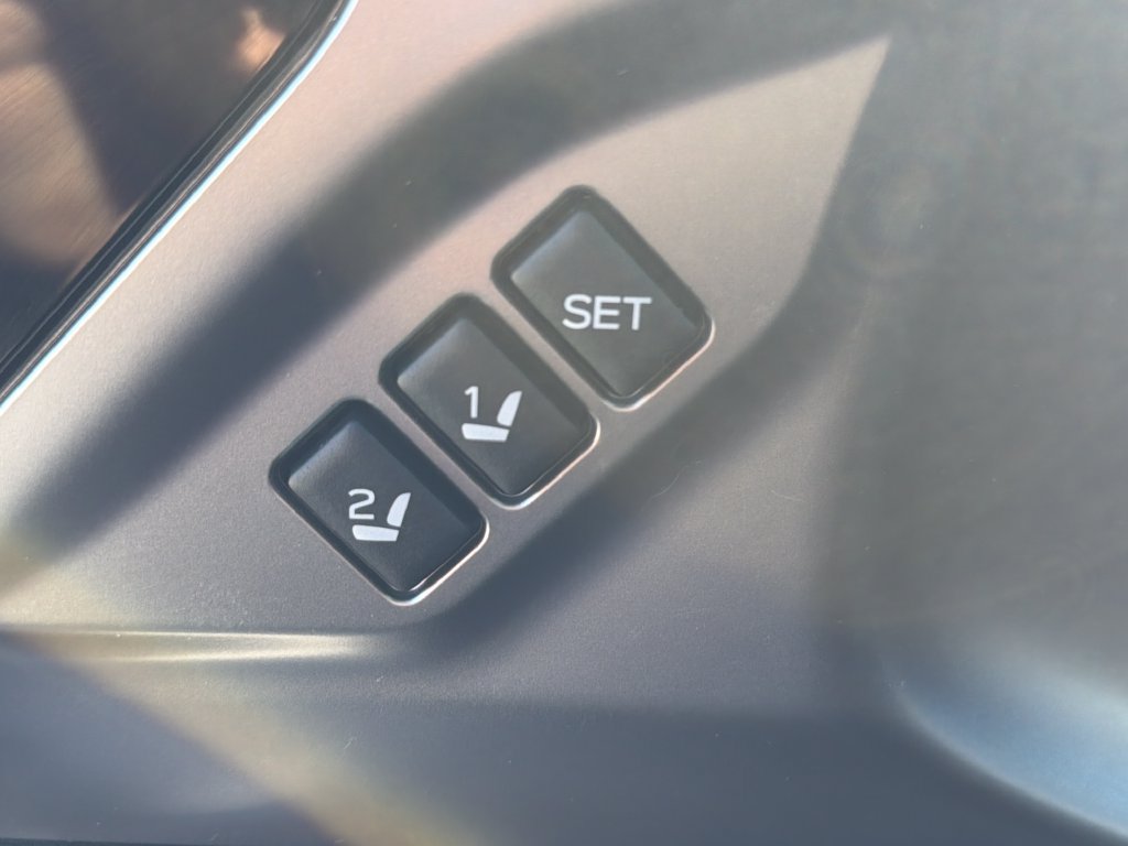 Used 2022 Subaru Outback Limited AWD/4WD image 42
