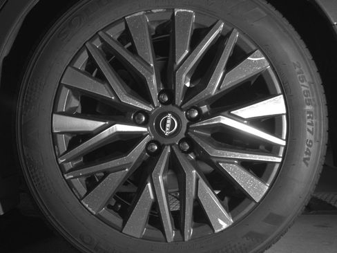 Used 2025 Nissan Altima 2.5 SV image 14