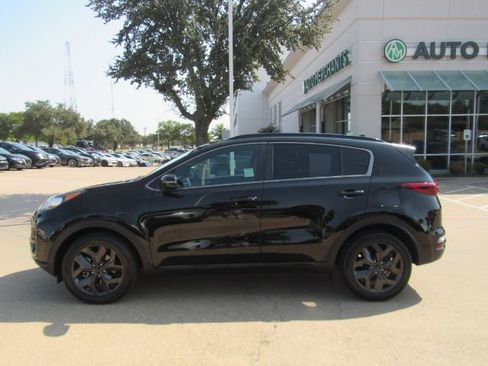 Used 2021 Kia Sportage S image 14