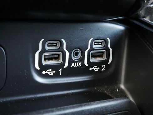 Used 2019 RAM 1500 Limited AWD/4WD image 51