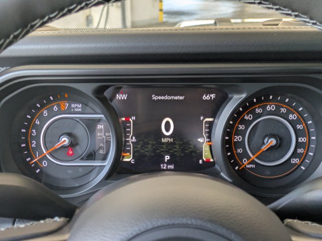 New 2026 Jeep Gladiator Rubicon AWD/4WD image 39