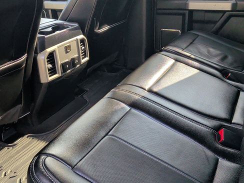 Used 2020 Ford F350 Lariat w/ Chrome Package image 24