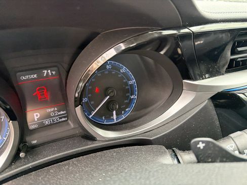 Used 2014 Toyota Corolla S FWD image 21