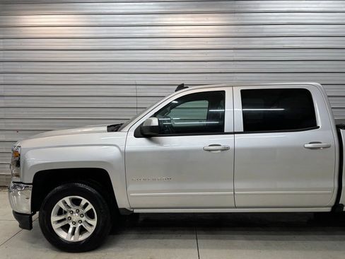 Used 2018 Chevrolet Silverado 1500 LT w/ All Star Edition image 3