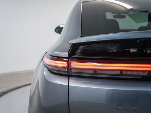 New 2026 Porsche Cayenne Electric Coupe AWD/4WD image 11