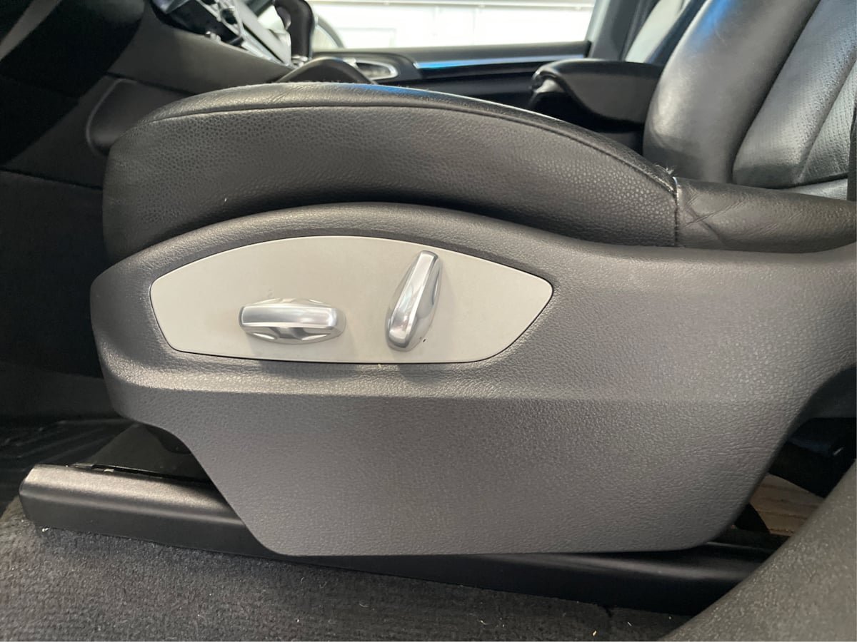 Used 2014 Porsche Cayenne AWD/4WD image 23