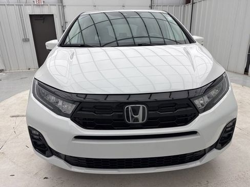 New 2026 Honda Odyssey Elite image 2