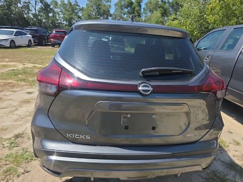 Certified 2023 Nissan Kicks S FWD image 7
