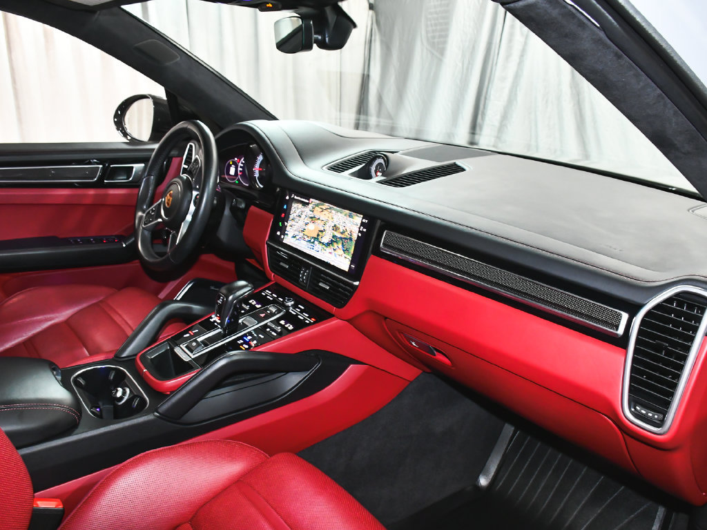 Used 2023 Porsche Cayenne GTS w/ Premium Package Plus AWD/4WD image 66