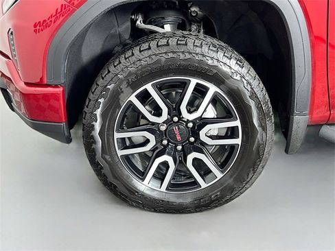 Used 2025 GMC Sierra 1500 AT4 w/ AT4 Premium Package image 29