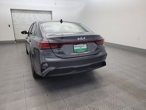 Used 2023 Kia Forte LXS FWD image 6