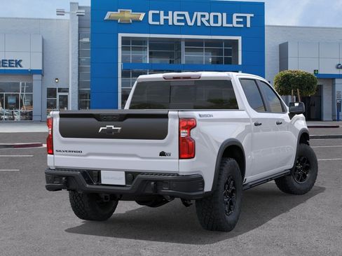 New 2026 Chevrolet Silverado 1500 ZR2 w/ ZR2 Bison Edition AWD/4WD image 4