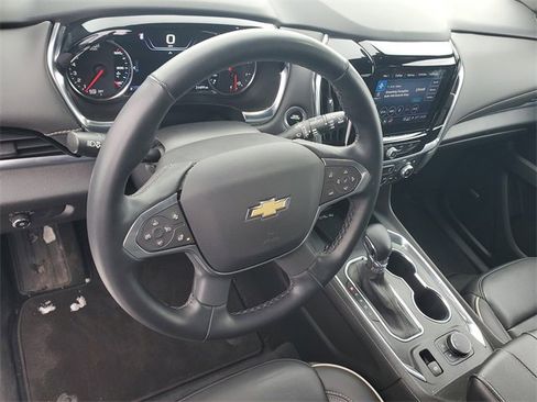 Certified 2023 Chevrolet Traverse Premier image 18