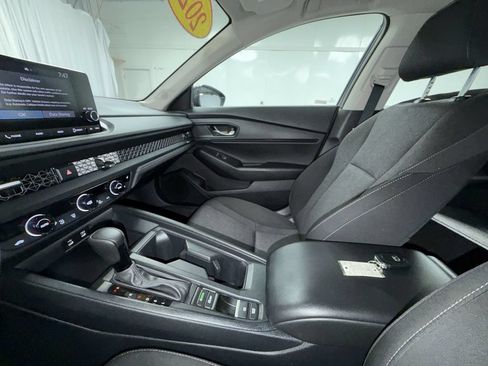 Used 2023 Honda Accord EX image 24