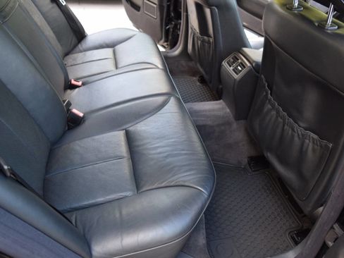 Used 1998 Mercedes-Benz E 320 Sedan image 29