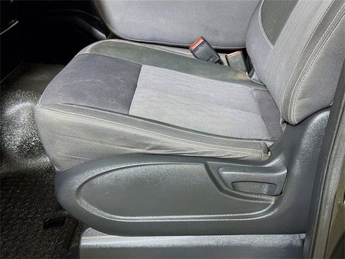 Used 2022 Nissan Titan S w/ S Utility Package image 16