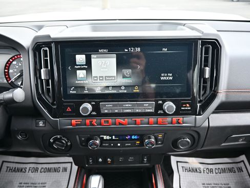 Used 2025 Nissan Frontier PRO-4X w/ Pro Convenience Package AWD/4WD image 18