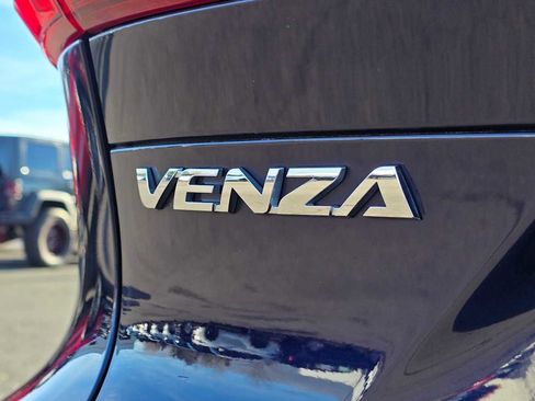 Used 2021 Toyota Venza XLE w/ Softex Package image 16