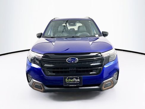 Used 2025 Subaru Forester Sport image 2