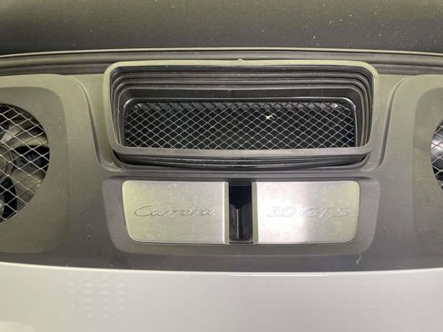 Used 2018 Porsche 911 Carrera GTS image 19