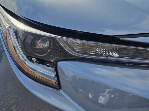 Used 2025 Toyota Corolla LE image 4