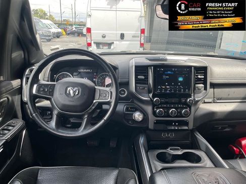 Used 2024 RAM 1500 Laramie image 32
