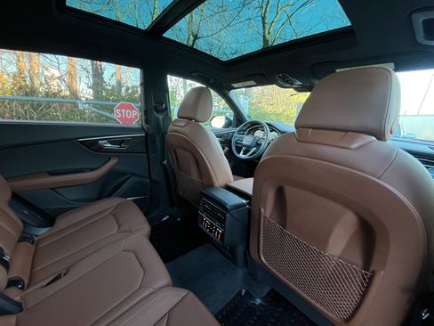 Used 2023 Audi Q8 Prestige image 38