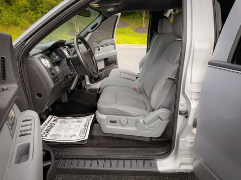Used 2011 Ford F150 XLT w/ XTR Pkg AWD/4WD image 16
