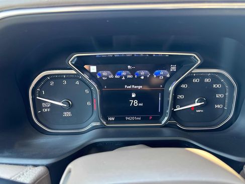 Used 2021 GMC Yukon Denali w/ Denali Premium Package AWD/4WD image 19