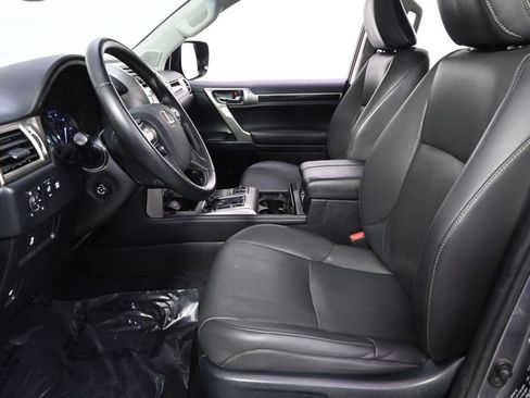 Used 2015 Lexus GX 460 w/ Navigation Package AWD/4WD image 13