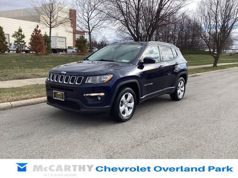 Used 2019 Jeep Compass Latitude w/ Popular Equipment Group FWD image 7