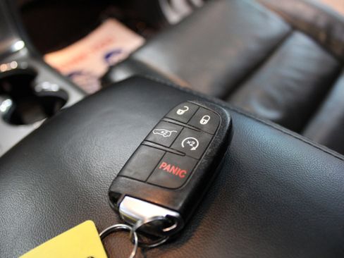 Used 2020 Jeep Grand Cherokee Limited w/ Luxury Group II image 21