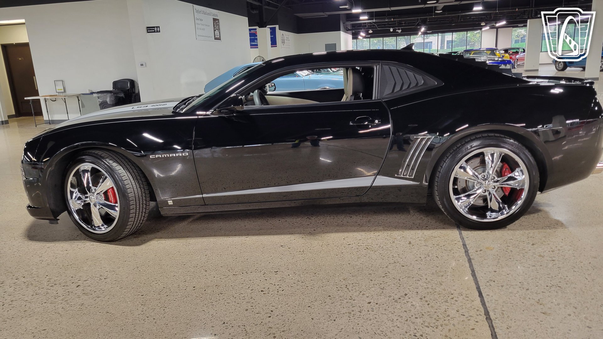 Used 2010 Chevrolet Camaro SS w/ RS Package RWD image 23