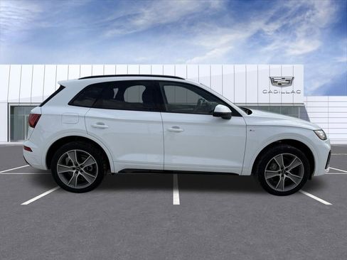 Used 2025 Audi Q5 2.0T Premium AWD/4WD image 2