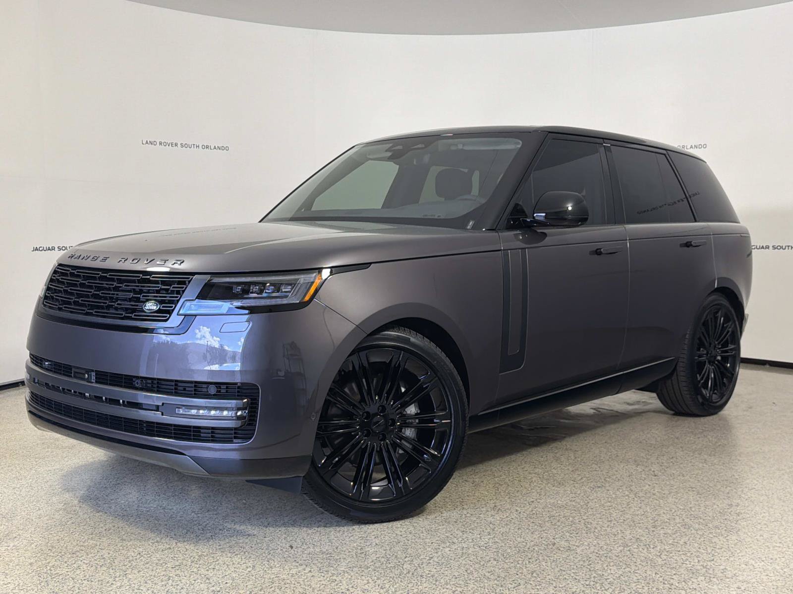 New 2026 Land Rover Range Rover SE AWD/4WD image 1