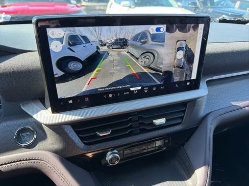 New 2026 Ford Explorer Platinum image 17