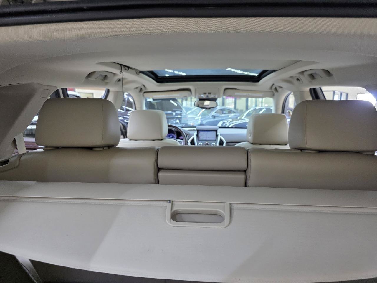 Used 2011 Cadillac SRX Luxury FWD image 12