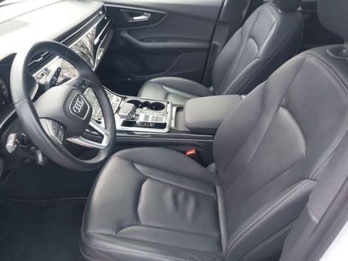 Used 2025 Audi Q7 3.0T Premium Plus AWD/4WD image 5