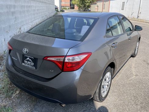 Used 2018 Toyota Corolla LE FWD image 5