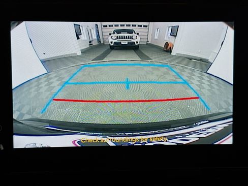 Used 2024 Toyota Corolla LE image 27