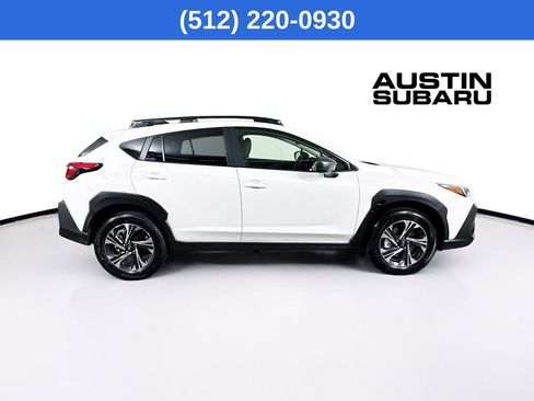 Used 2025 Subaru Crosstrek 2.0i Premium image 9
